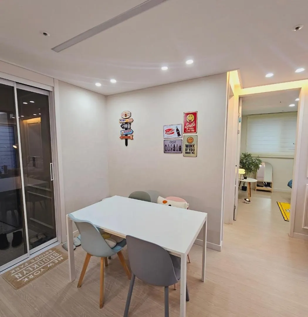 סיאול Gamseong Mood House With Full Options, Two Rooms, Near Kkachisan Double Station 0*,