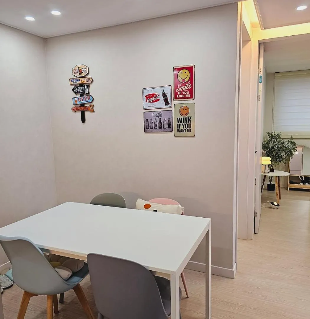 Gamseong Mood House With Full Options, Two Rooms, Near Kkachisan Double Station ソウル特別市